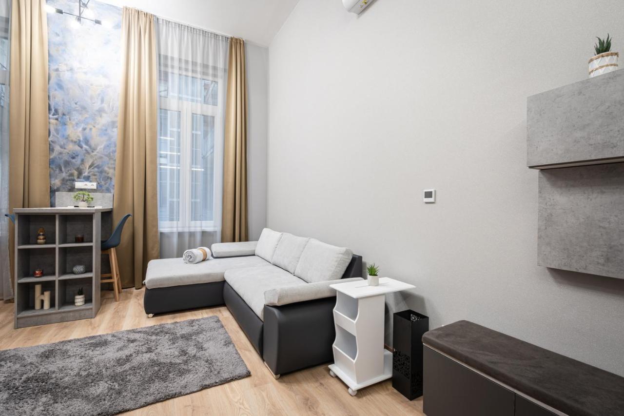 Petite Elegance Apartment บูดาเปสต์ ภายนอก รูปภาพ
